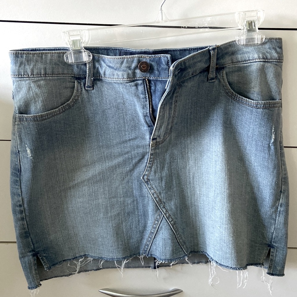 Hollister Jean Skirt - Size 9